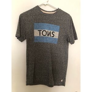 TOMS T-shirt